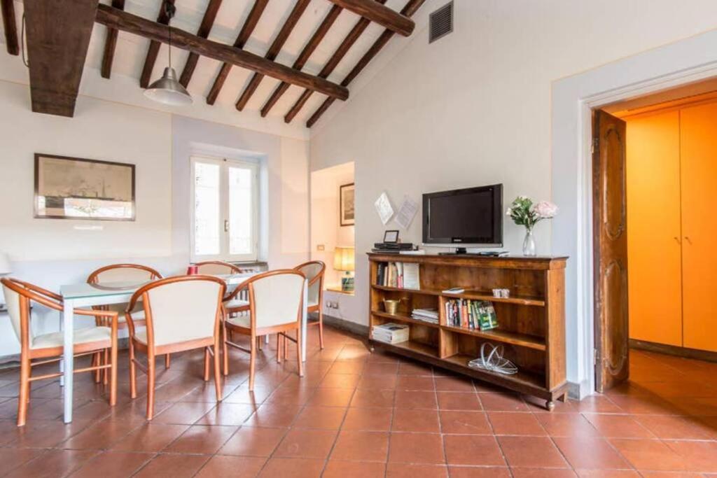 Апартаменты Campo De Fiori Luxury House Рим Экстерьер фото